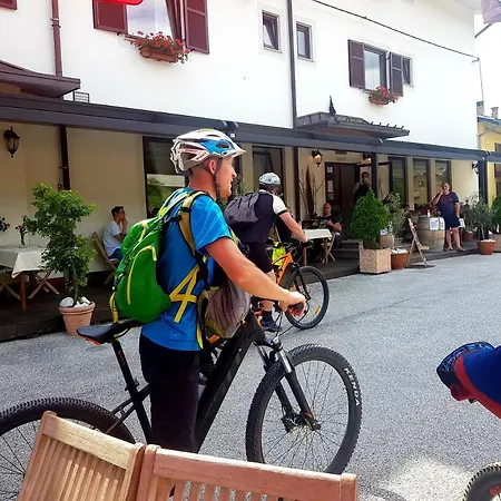 Gostisce Jazbec - Idrsko - 게스트하우스 3*