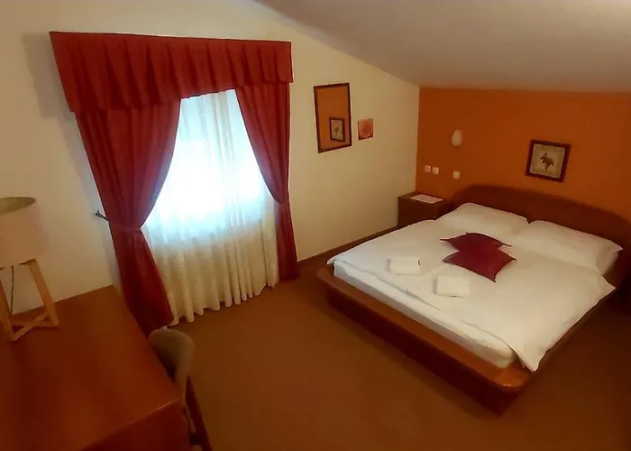 Gostisce Jazbec - Idrsko - Hiša za goste Kobarid